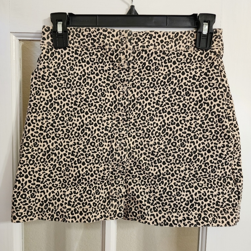 Forever 21 Leopard Print Mini Skirt Button Front Beige Black Size Small